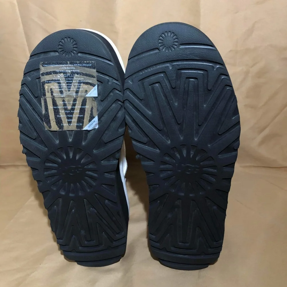 UGG dual pull